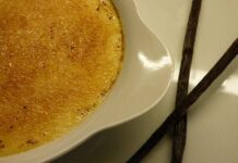 Vanilin: Tatlılara Ferahlatıcı Aroma ve Sağlık Yararları Vanilin: Tatlılara Ferahlatıcı Aroma ve Sağlık Yararları